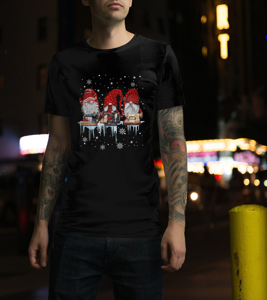 Christmas Gnome Sewing Snowflakes T-Shirt