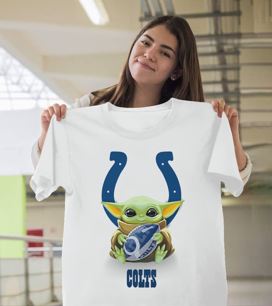 Star Wars Baby Yoda Hug Colts Football Indianapolis Fan Tailgate T-Shirt