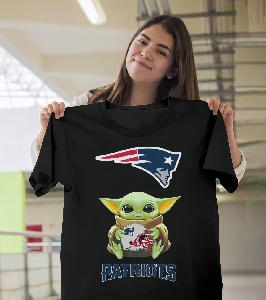 Grogu Holding New England Patriots Helmet With Logo And Patriots Text T-Shirt
