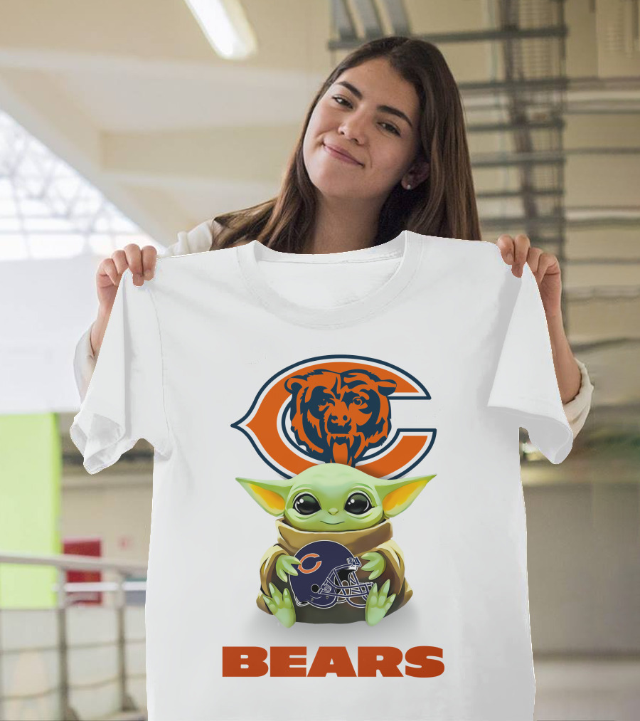 Grogu Holding Chicago Bears Helmet with Team Logo and Bear Emblem T-Shirt