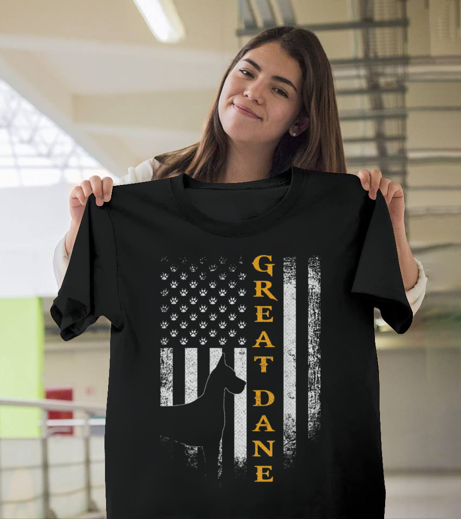 Great Dane American Flag Paw Print Vintage USA Dog T-Shirt