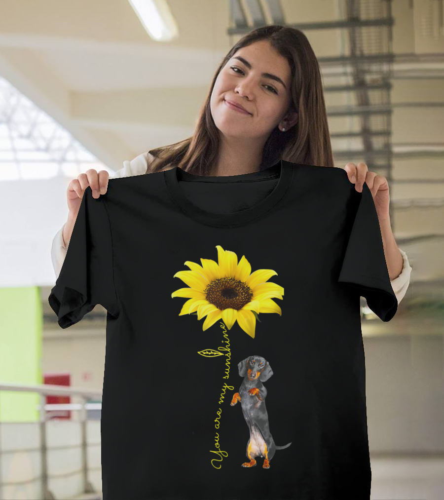 You Are My Sunshine Dachshund Doxie Mom Mother Day Sunflower T-Shirt