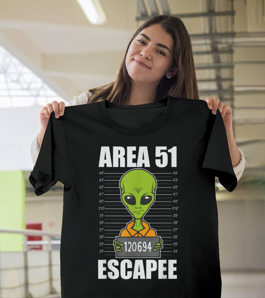 Area 51 Escapee Alien Mugshot with Height Chart T-Shirt