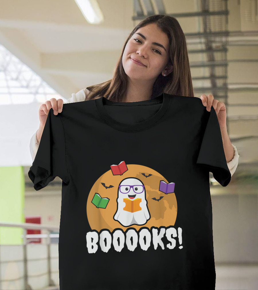 Booooks Ghost Boo Read Books Library Halloween Theme With Flying Bats And Moon T-Shirt