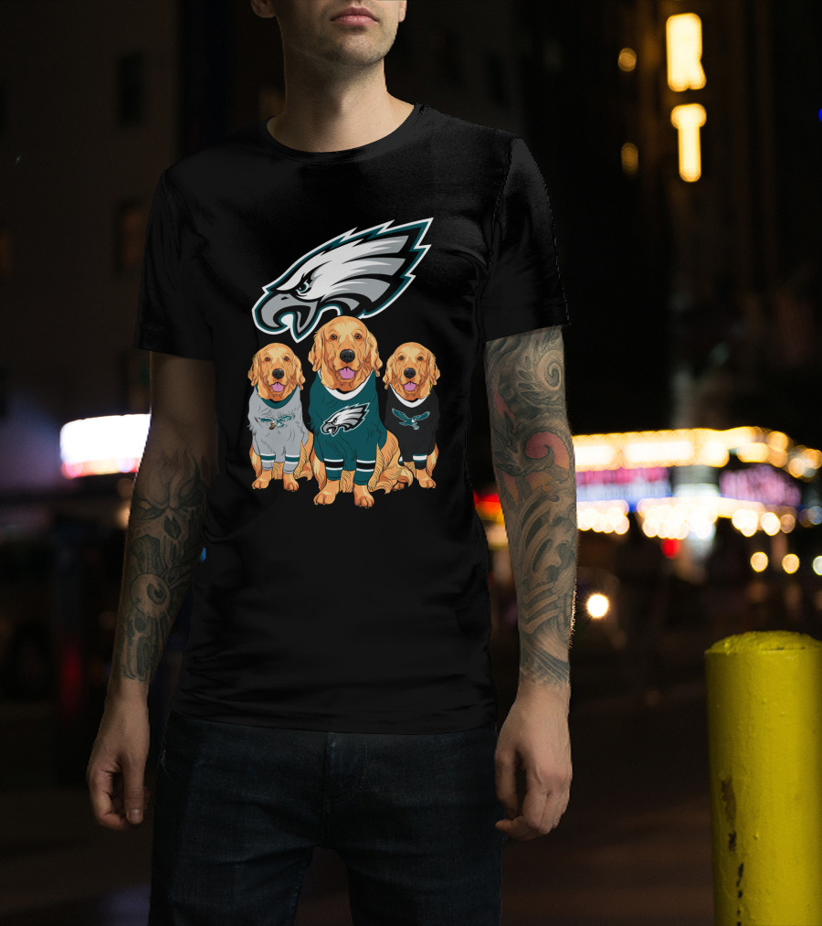 Philadelphia Eagles Golden Retrievers T-Shirt