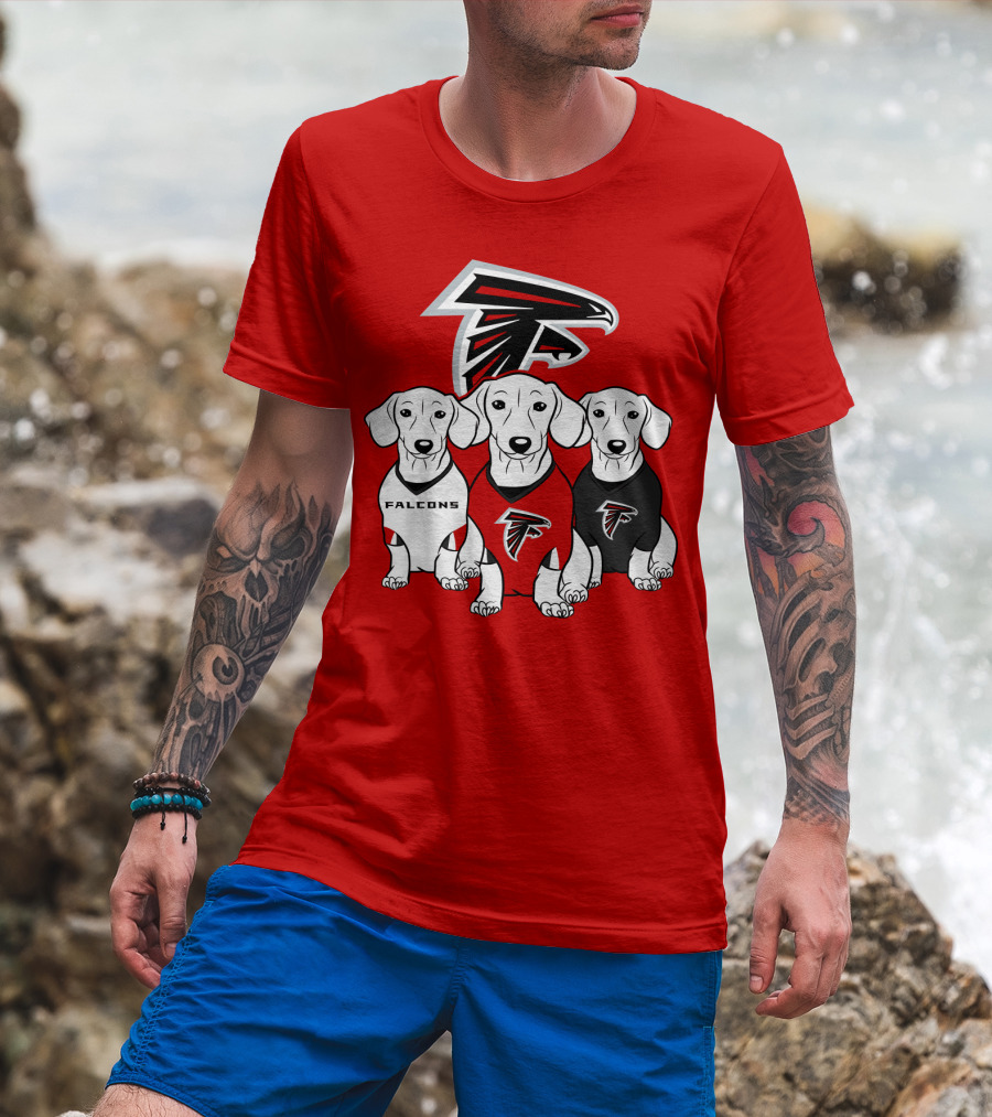 Atlanta Falcons With Dachshund  T-Shirt