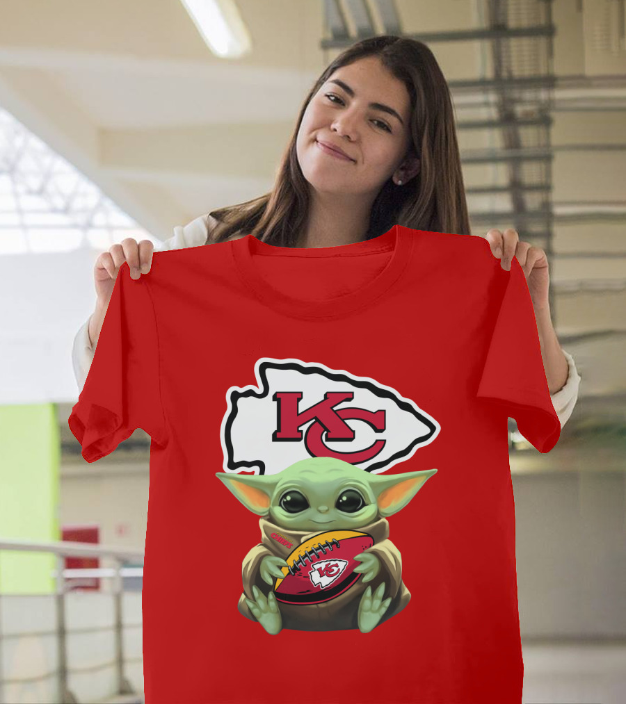 Babyyoda Holding Kansas City Chiefs Football T-Shirt