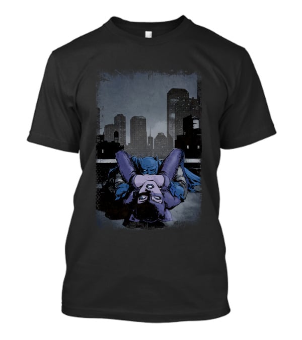 Catwoman And Batman Rooftop Encounter T-Shirt