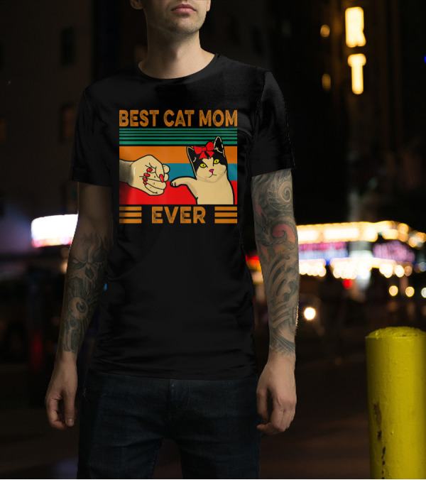 Best Cat Mom Ever Vintage Retro Cat Fist Bump T-Shirt
