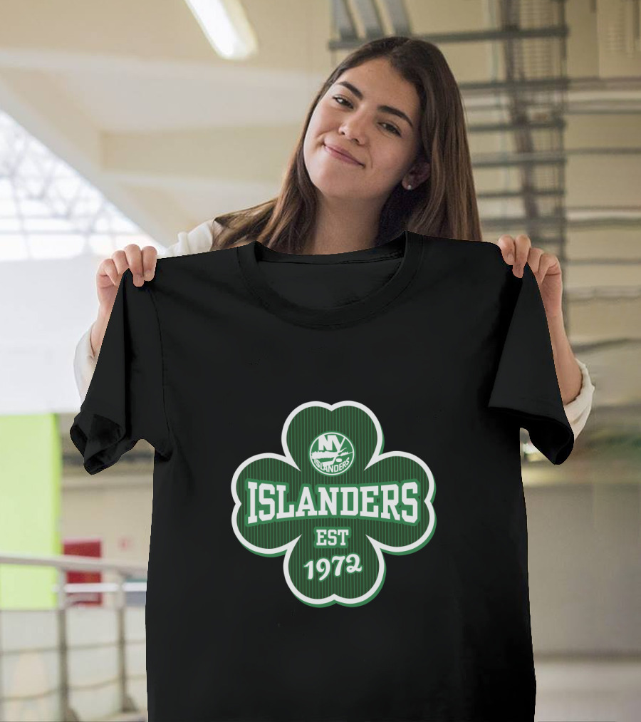 New York Islanders St. Patrick's Day Shamrock Logo Est 1972 T-Shirt