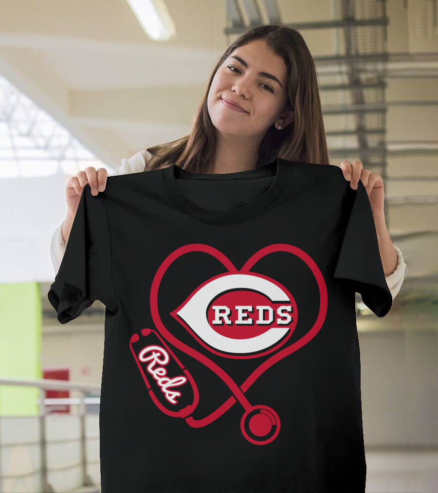 Cincinnati Reds Heart Stethoscope Nurse Fan Gear T-Shirt