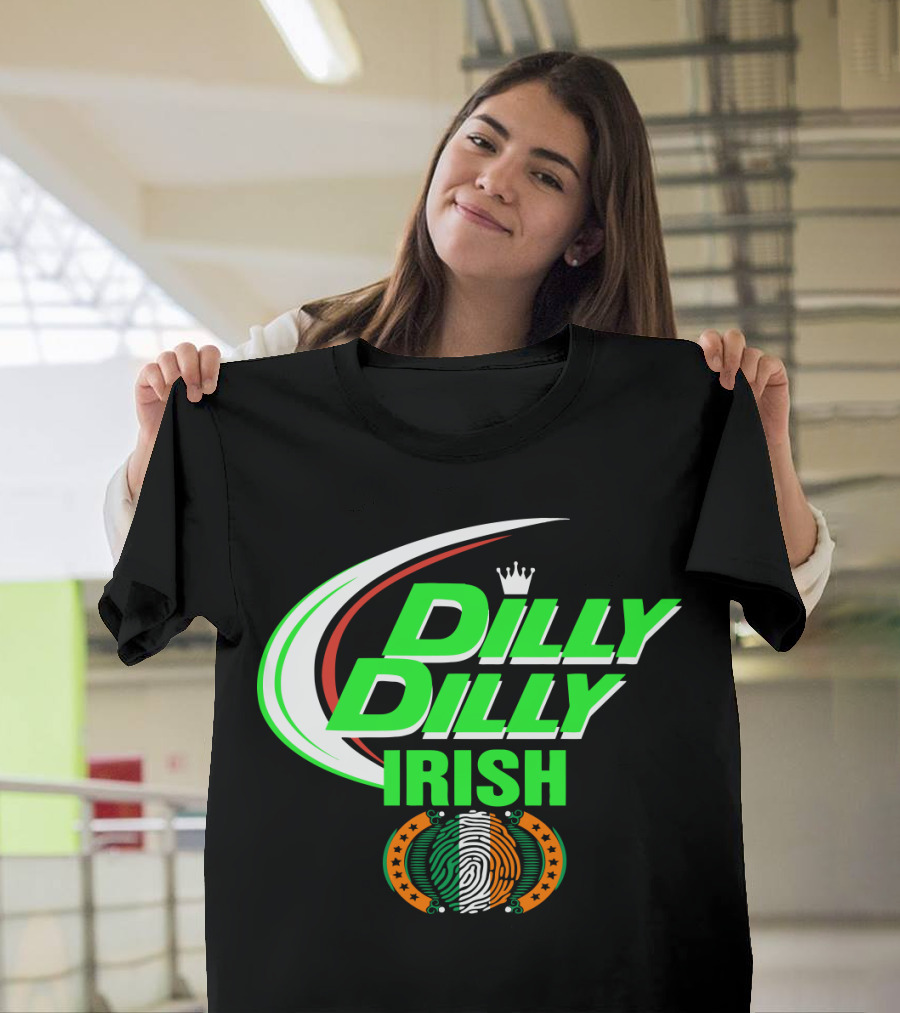 Dilly Dilly Irish St Patrick's Day With Irish Flag And Crown Motif T-Shirt