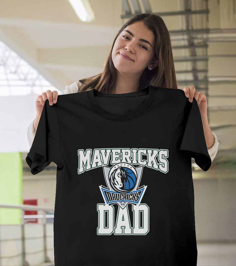 Dallas Mavericks Dad Father's Day Gift T-Shirt
