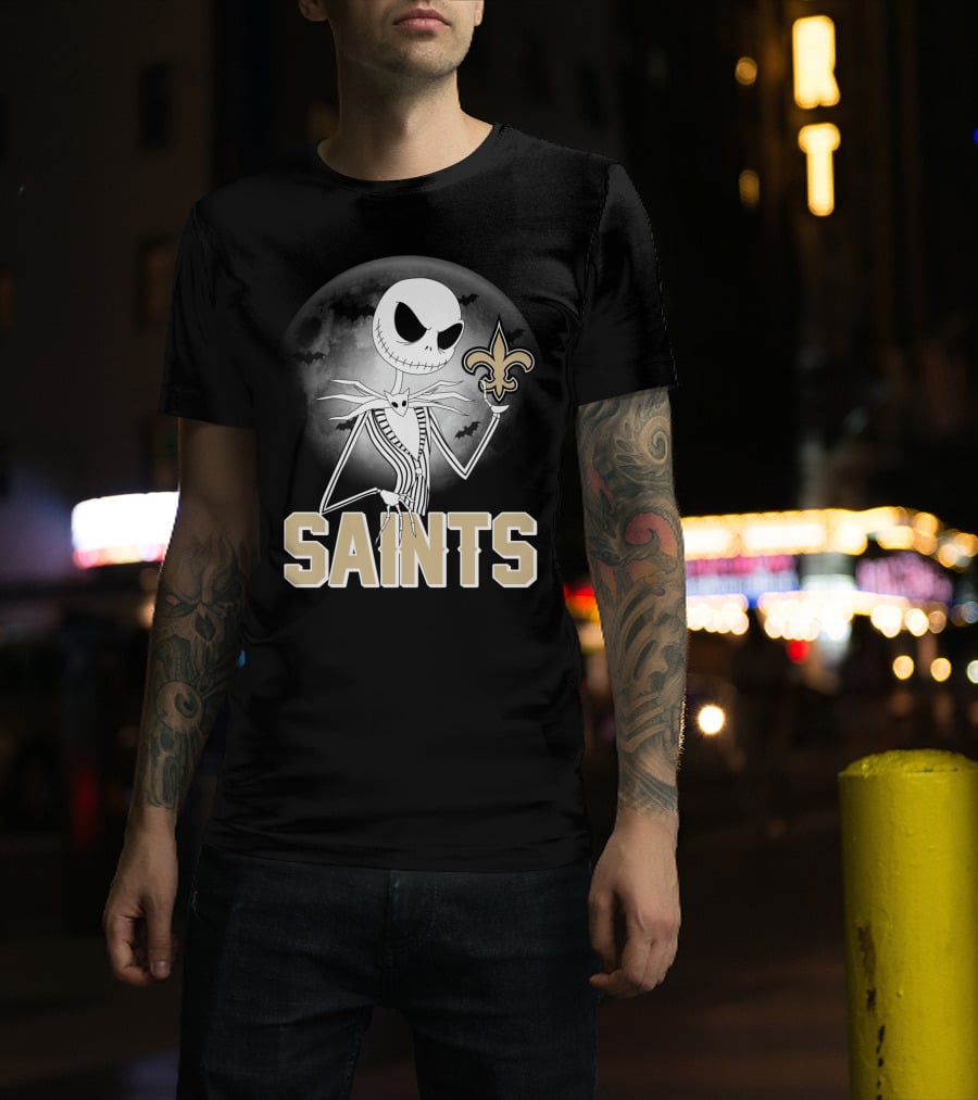 Jack Skellington Holding Fleur-De-Lis Halloween New Orleans Saints T-Shirt