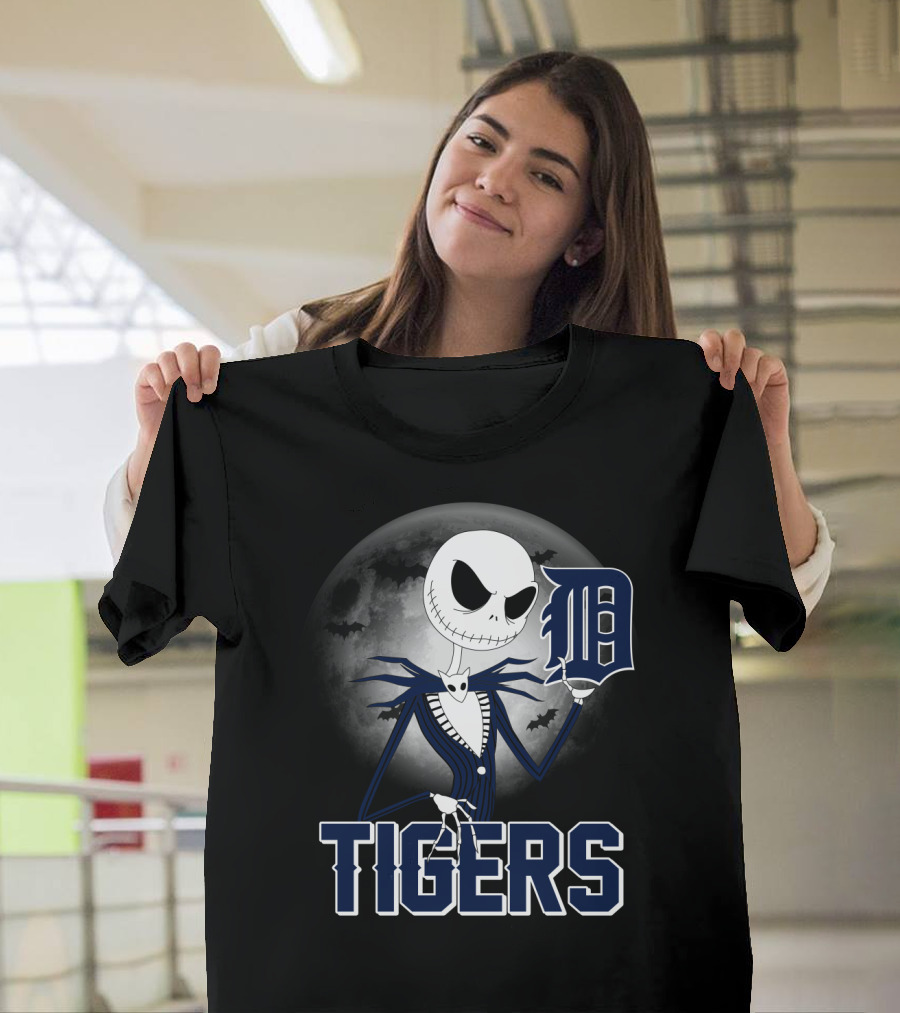 Jack Skellington Detroit Tigers Halloween Moon Scene T-Shirt