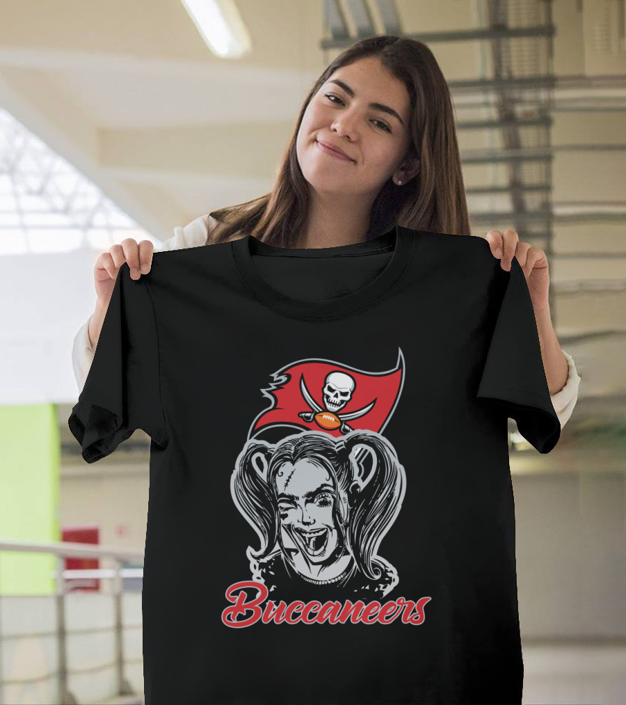 Buccaneers Harley Quinn Skull Flag Combo T-Shirt