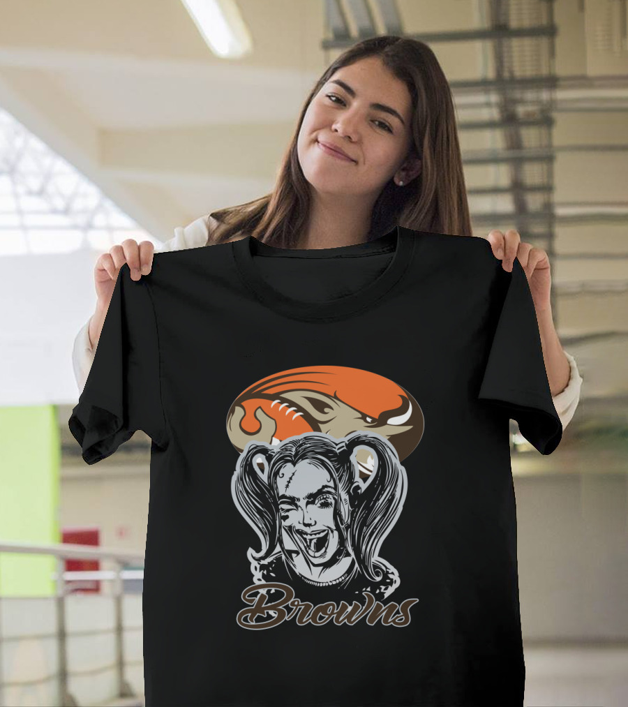 Harley Quinn Browns Fan With Cleveland Football T-Shirt