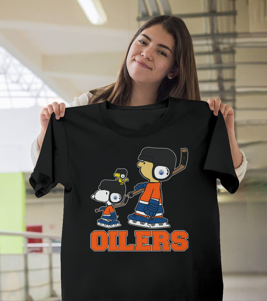 Snoopy And Woodstock Edmonton Oilers Hockey Fans T-Shirt