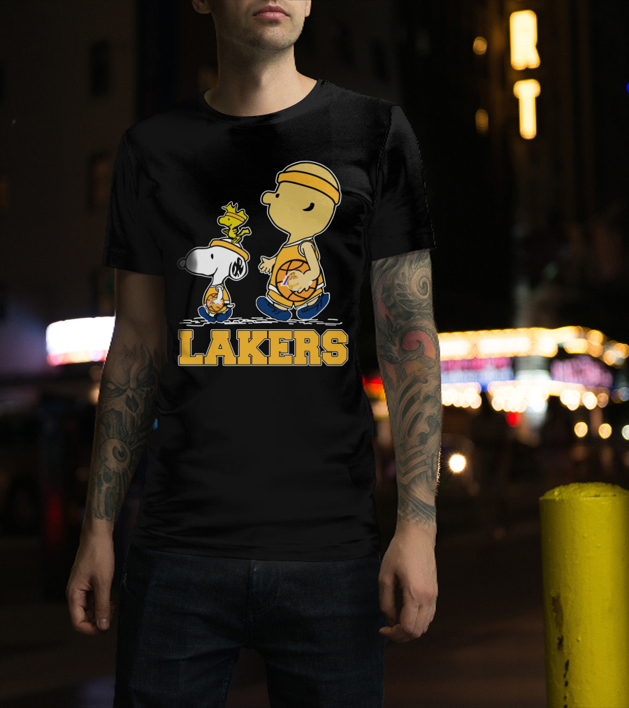 Snoopy And Woodstock With Basketballs For Los Angeles Lakers Fans T-Shirt