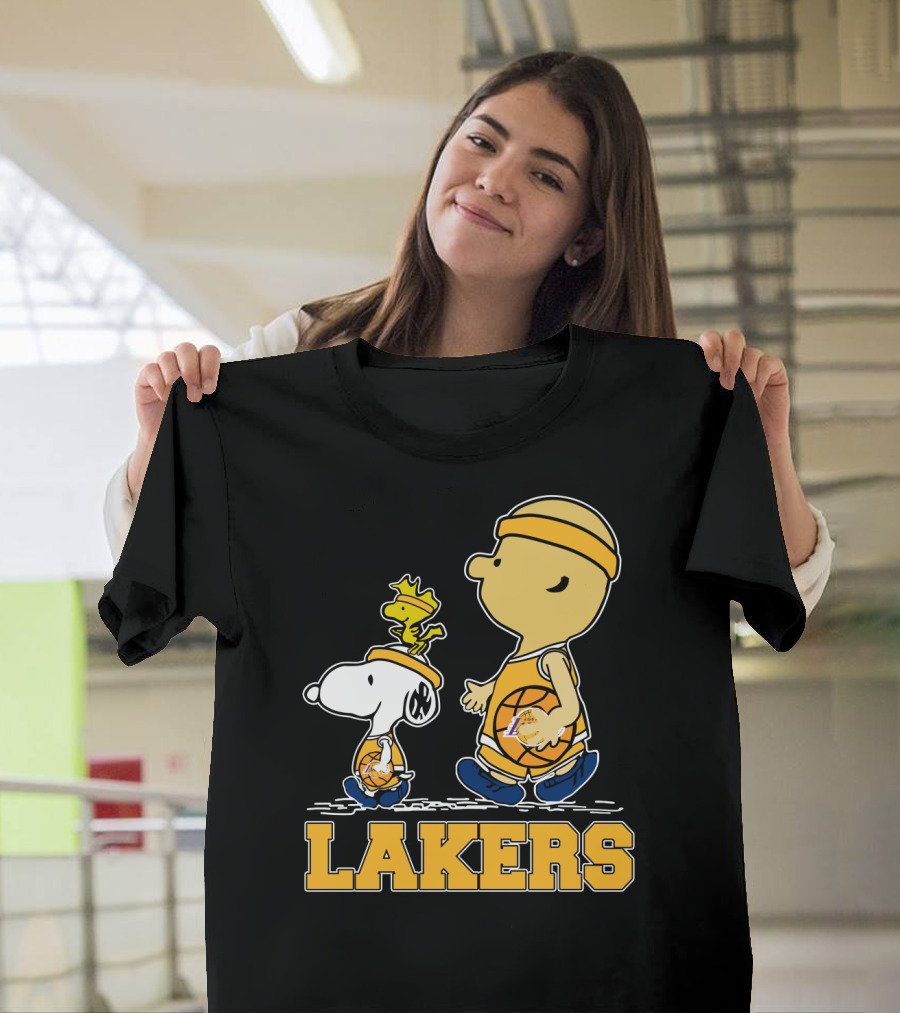 Snoopy And Woodstock With Basketballs For Los Angeles Lakers Fans T-Shirt