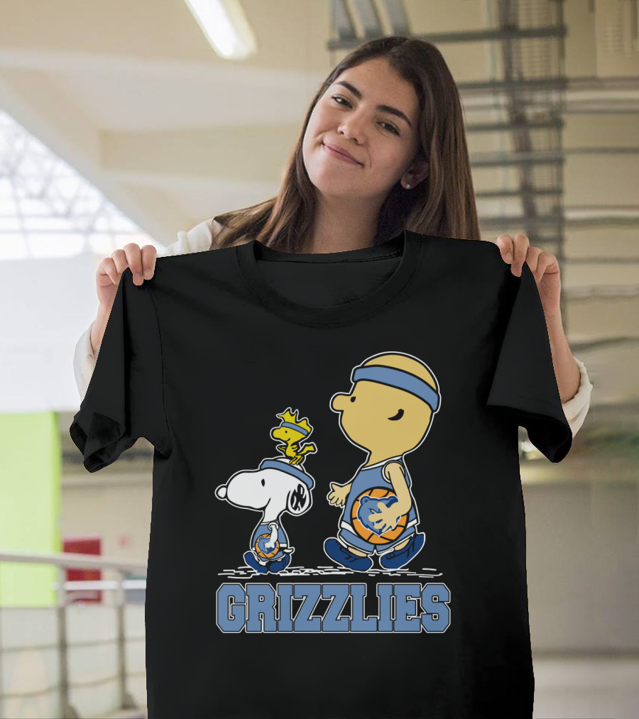 Snoopy Woodstock Charlie Brown Memphis Grizzlies Basketball Fans T-Shirt