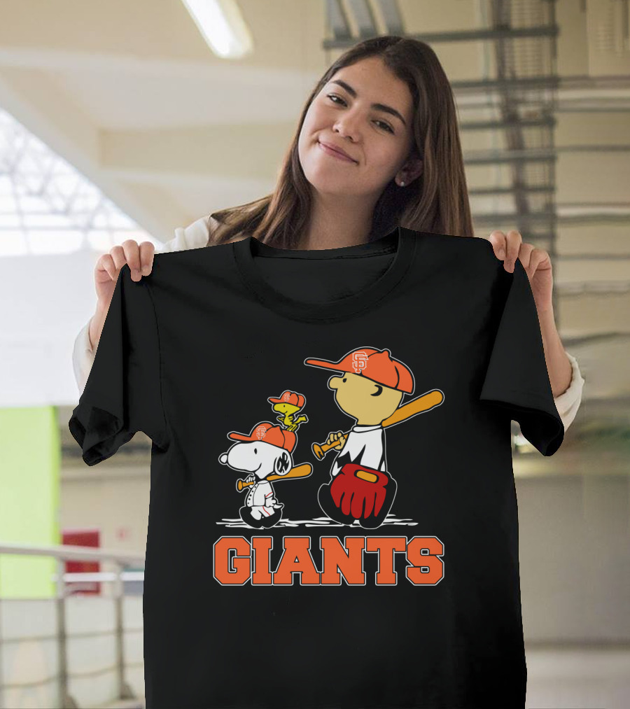 Snoopy Baseball San Francisco Giants Fans Charlie Brown Woodstock T-Shirt