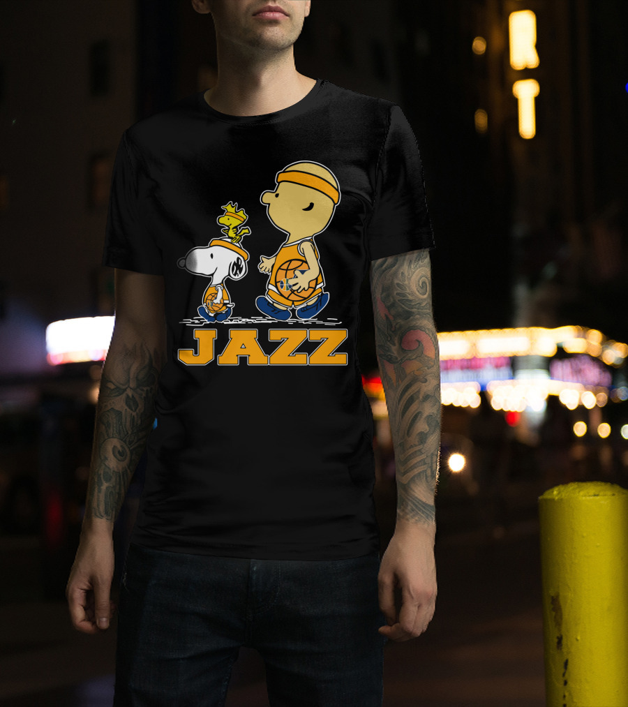 Snoopy And Woodstock With Basketball For Utah Jazz Fans T-Shirt