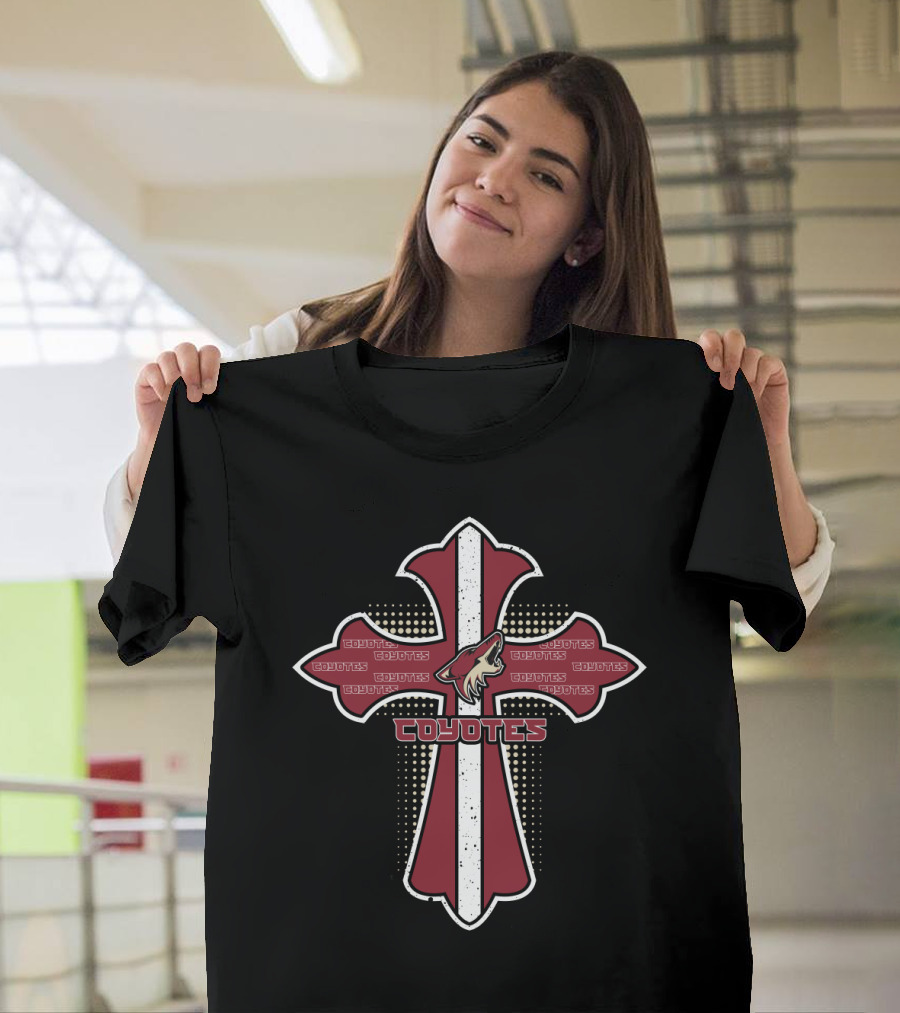 Cross For Jesus Coyotes Fans With Arizona Coyotes T-Shirt