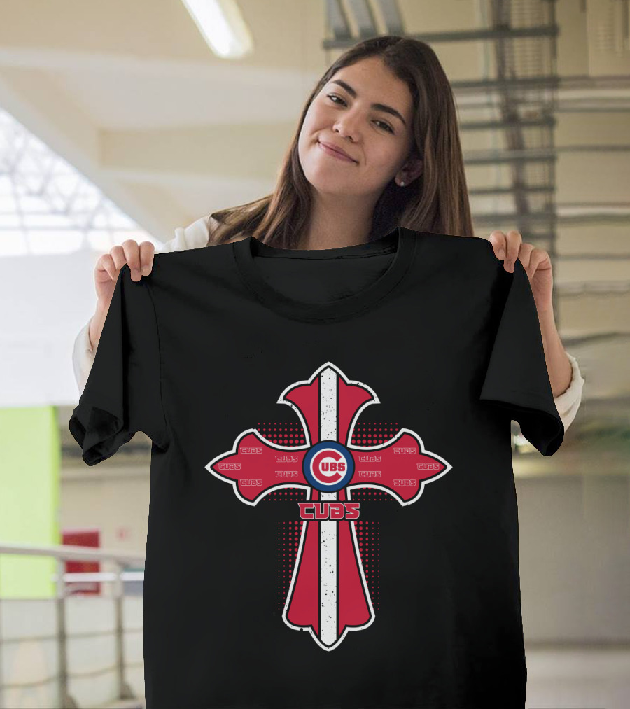 Chicago Cubs Christian Cross Enthusiasts T-Shirt