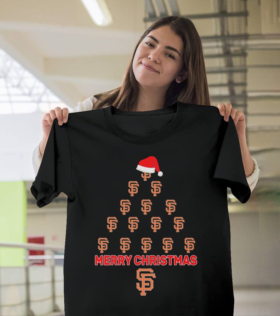 Merry Christmas San Francisco Giants Logo Tree With Santa Hat T-Shirt