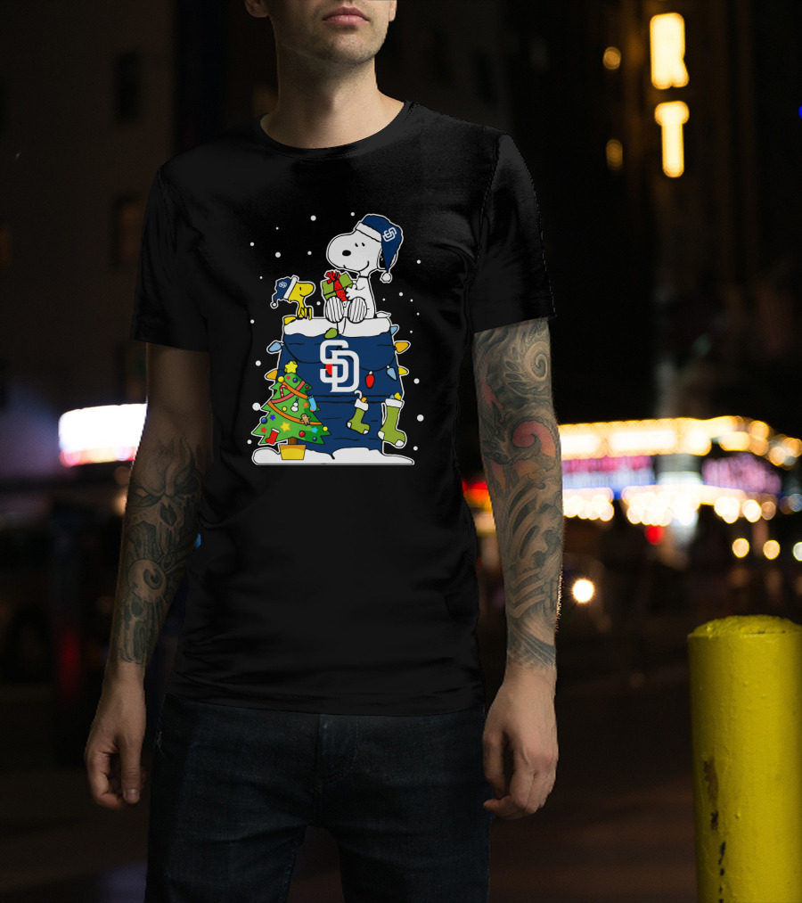San Diego Padres Snoopy Christmas Theme T-Shirt