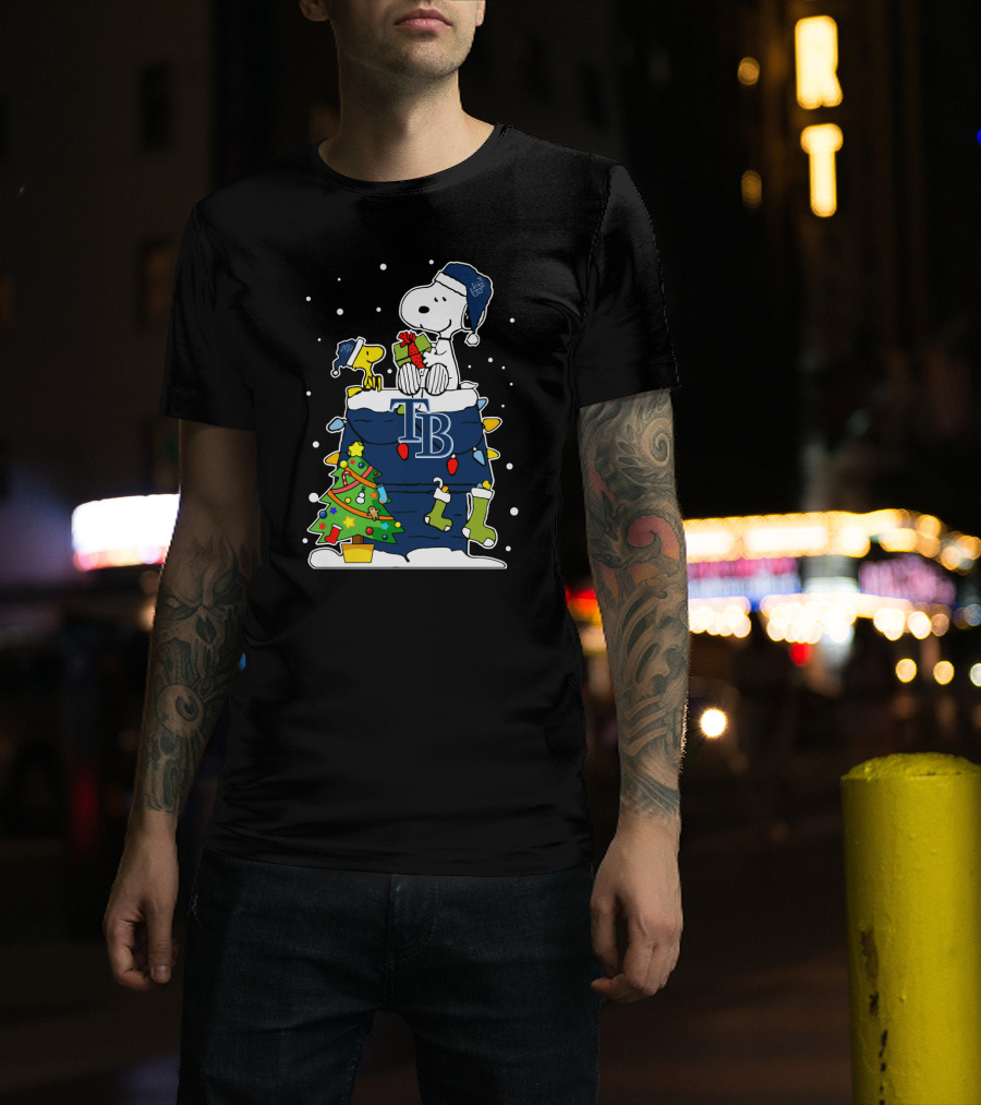 Tampa Bay Rays Snoopy Christmas Tree And Stockings Peanuts Fan T-Shirt