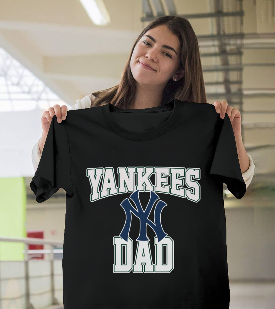 Yankees Dad New York Yankees Fan Apparel Iconic Dad Champion T-Shirt