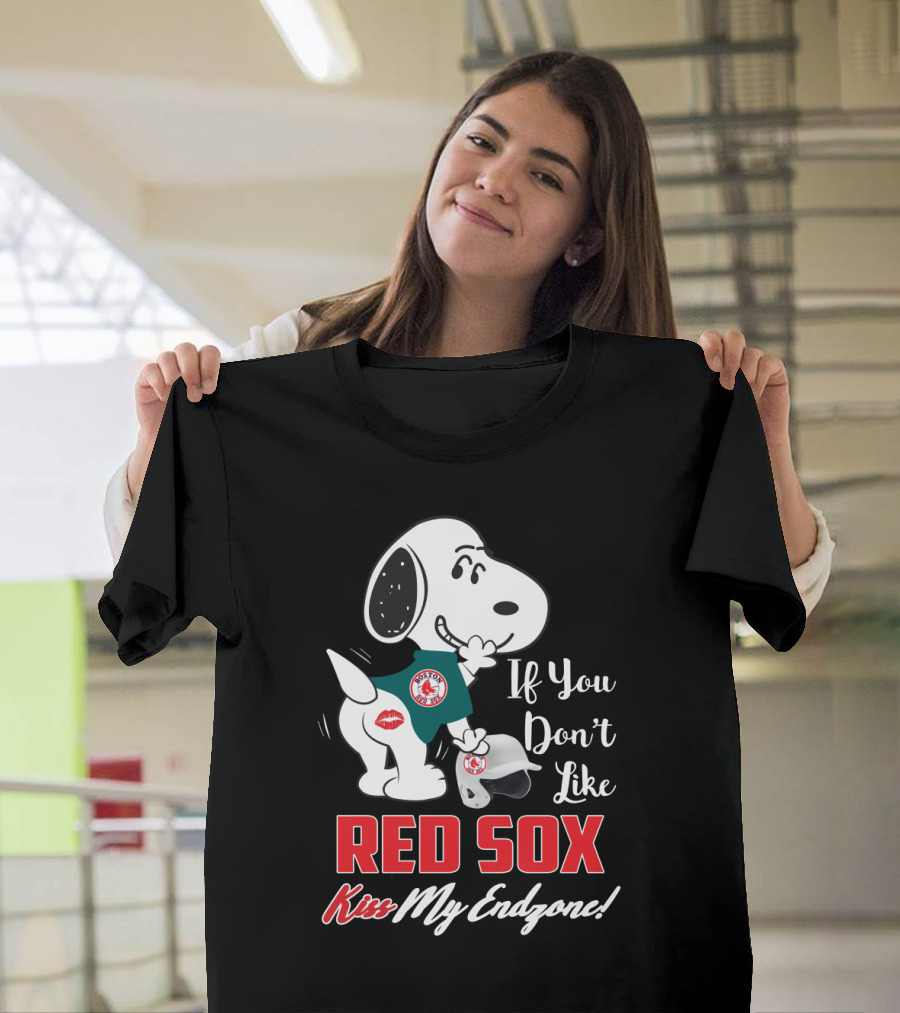 Snoopy If You Don't Like Boston Red Sox Kiss My Endzone T-Shirt
