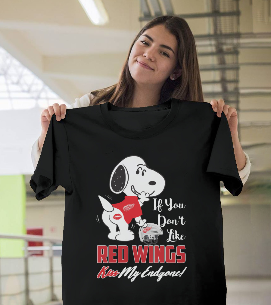 Snoopy If You Don't Like Red Wings Kiss My Endzone T-Shirt