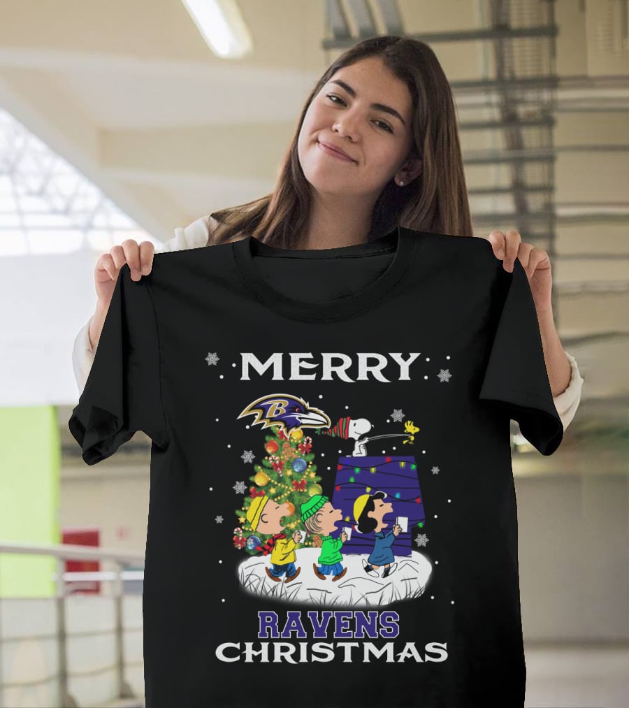 Merry Ravens Christmas Baltimore Snoopy Fans T-Shirt