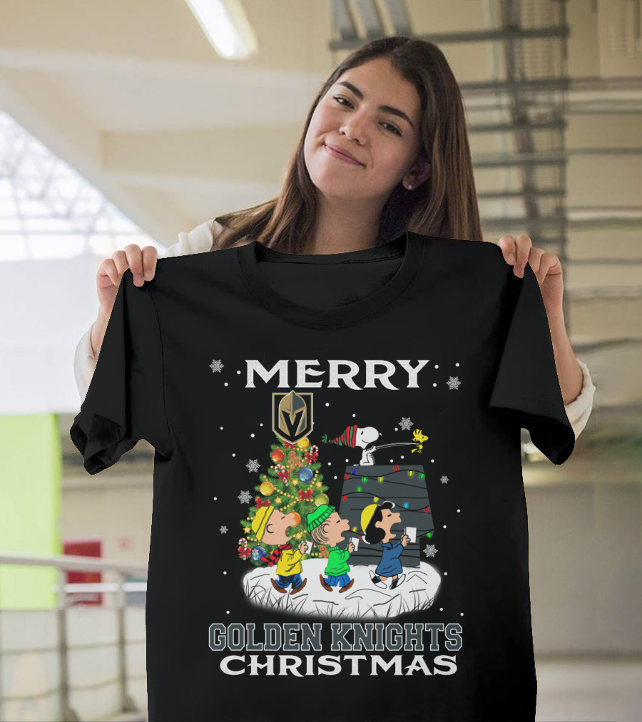 Merry Golden Knights Christmas Featuring Snoopy And Peanuts Characters With Christmas Tree T-Shirt