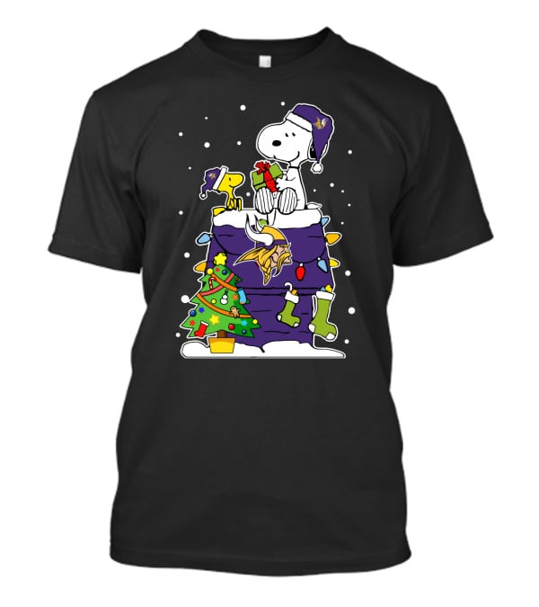 Minnesota Vikings Christmas Snoopy With Dog And Tree T-Shirt