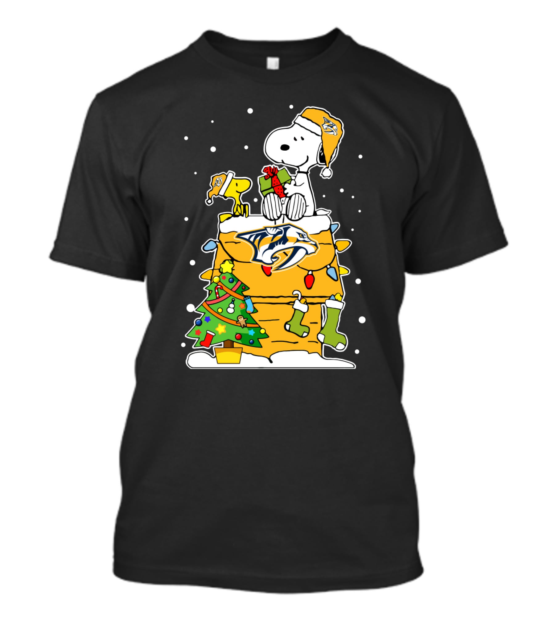 Nashville Predators Snoopy Christmas Doghouse With Woodstock And Holiday Decor T-Shirt