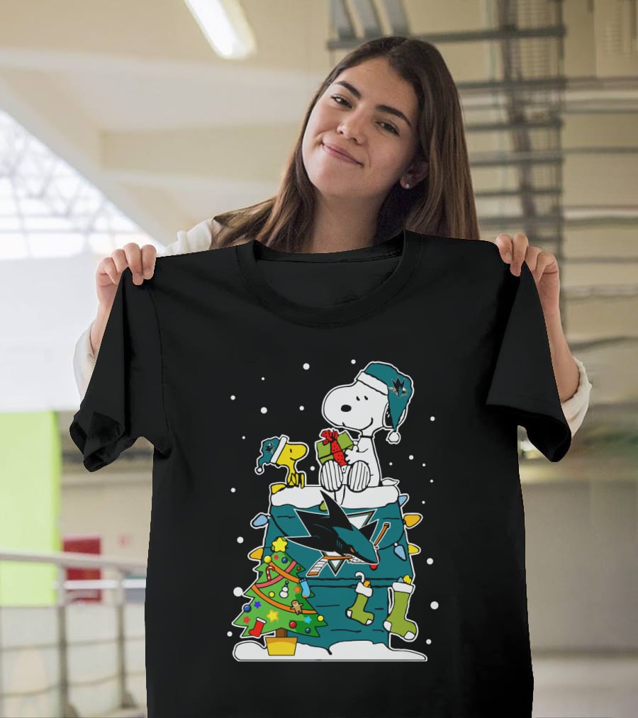 Snoopy And Woodstock Christmas With San Jose Sharks Hockey Spirit T-Shirt
