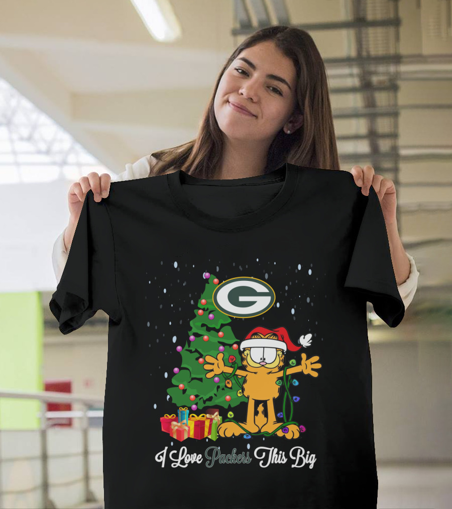 I Love Packers This Big Garfield Christmas Tree Green Bay Packers T-Shirt