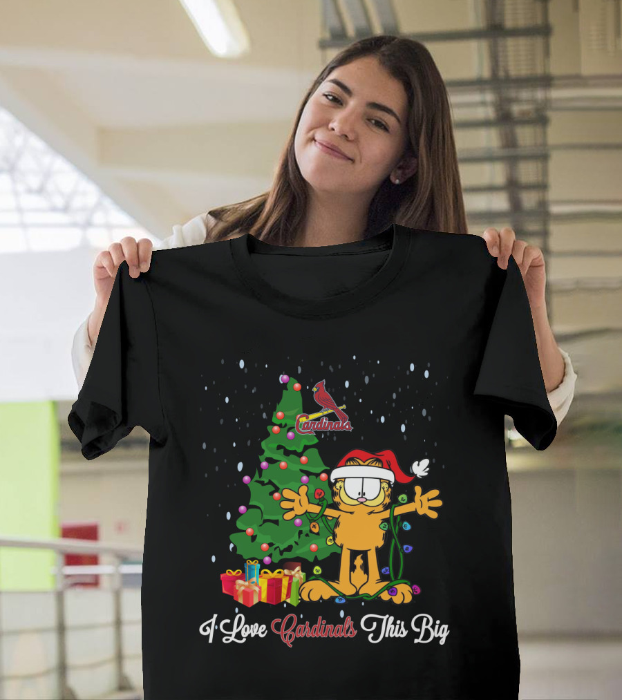 Garfield Christmas Cardinals Fan I Love Cardinals This Big Festive Tree Decor T-Shirt