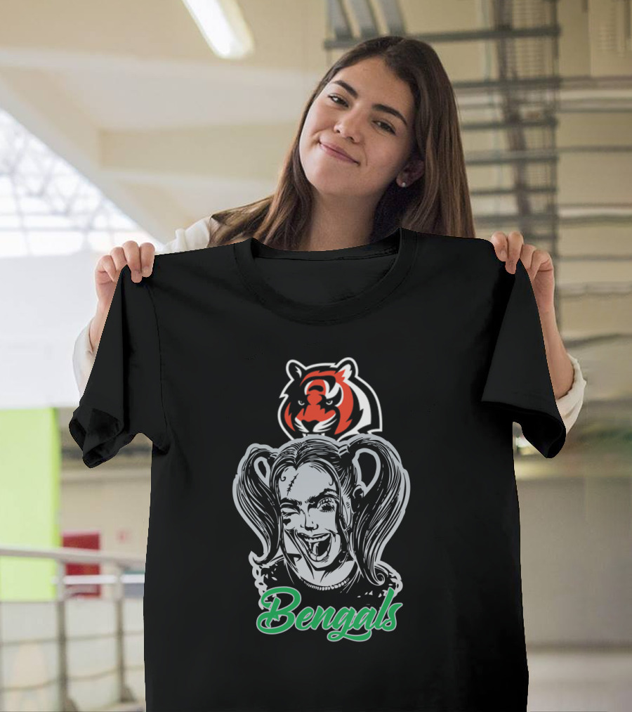 Bengals Fans Harley Quinn And Cincinnati Bengals T-Shirt