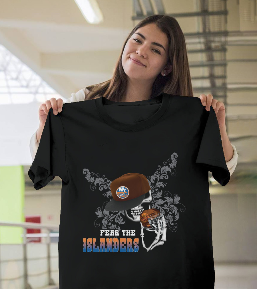 Fear The Islanders Skull Art With New York Islanders Hockey Helmet And Cap T-Shirt
