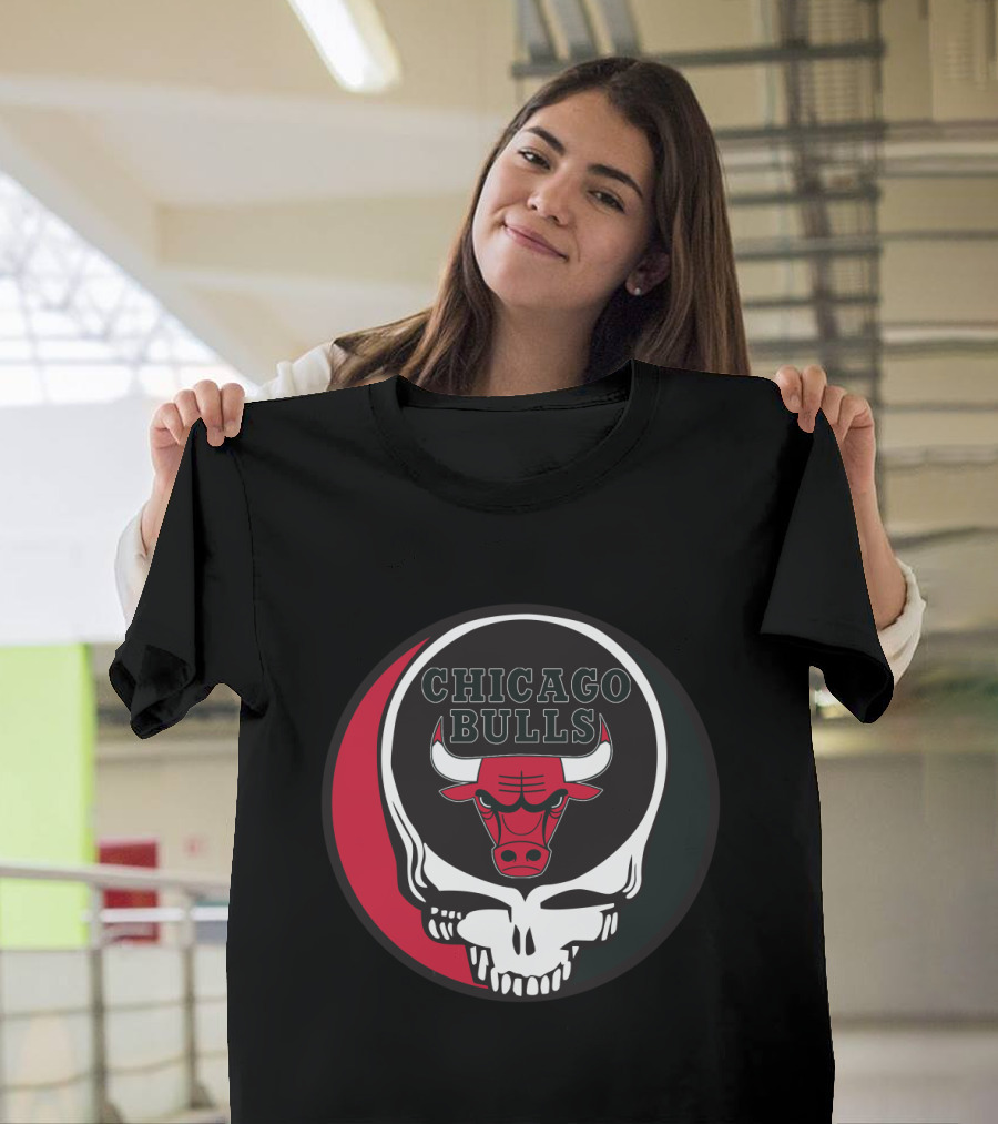 Grateful Dead Skull With Chicago Bulls T-Shirt