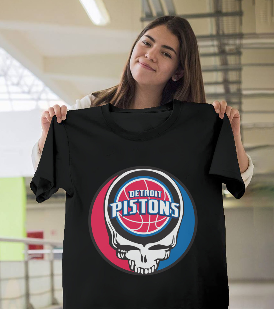 Grateful Dead Skull Design With Detroit Pistons T-Shirt