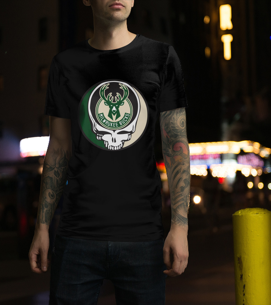 Milwaukee Bucks Grateful Dead Skull Logo Fusion T-Shirt