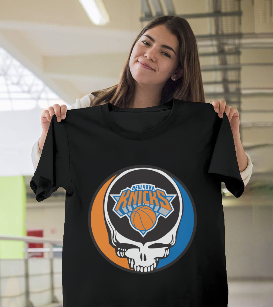 New York Knicks Grateful Dead Skull Basketball Fusion T-Shirt