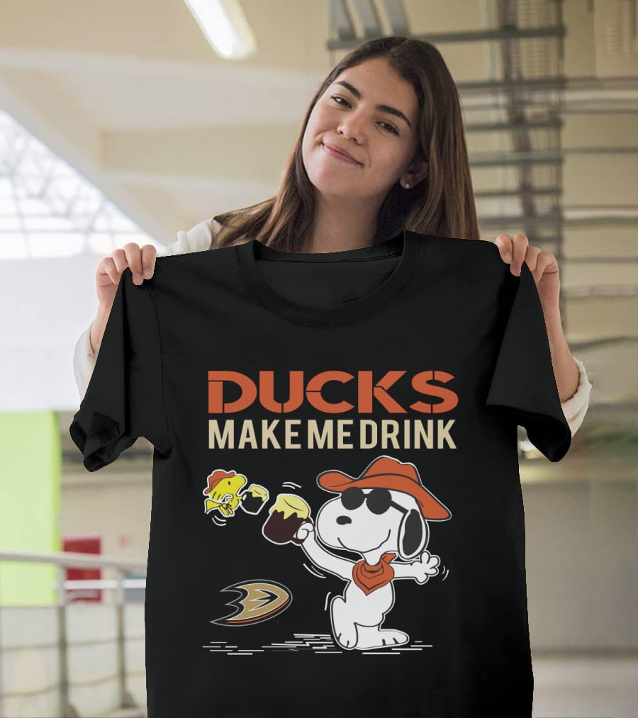 Snoopy Ducks Make Me Drink Anaheim Ducks Fans Peanuts Hockey T-Shirt