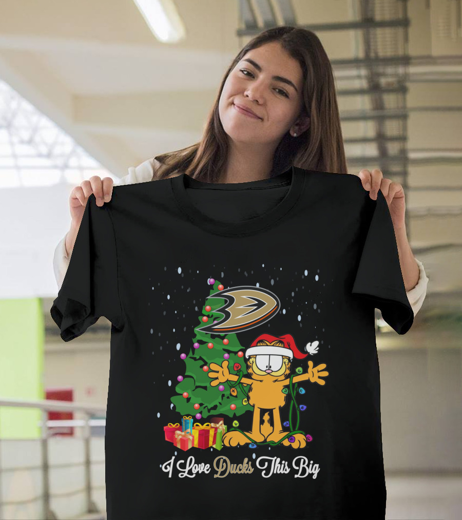 Anaheim Ducks Christmas Tree with Garfield and I Love Ducks This Big T-Shirt